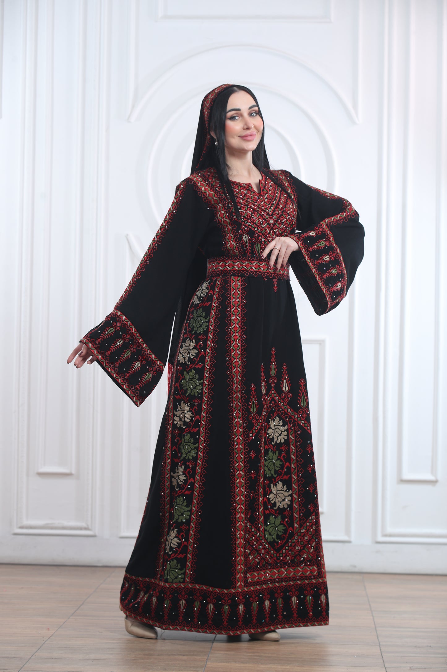 Thobe with Tarha - ثوب مع طرحة