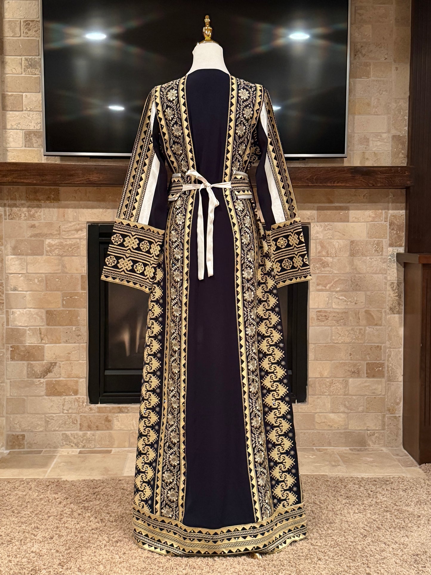 Majdalawi Thobe - ثوب مجدلاوي