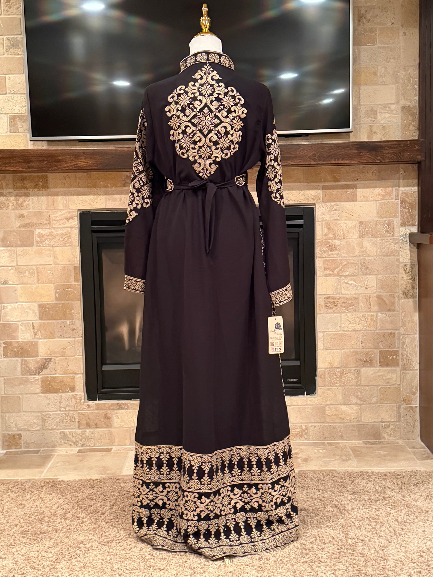 Taj Thobe - ثوب تاج