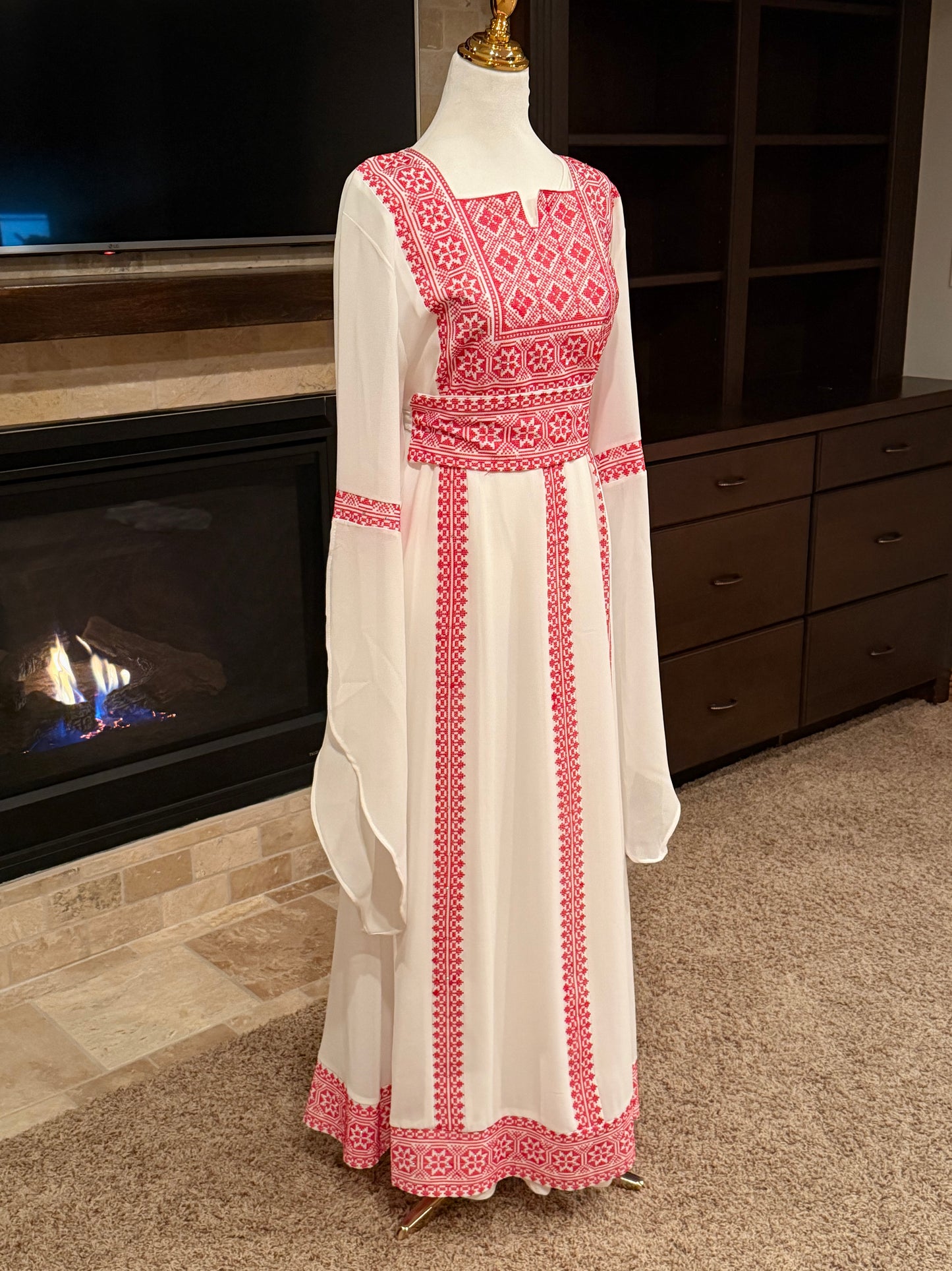 Tulkarm Thobe - ثوب طولكرم