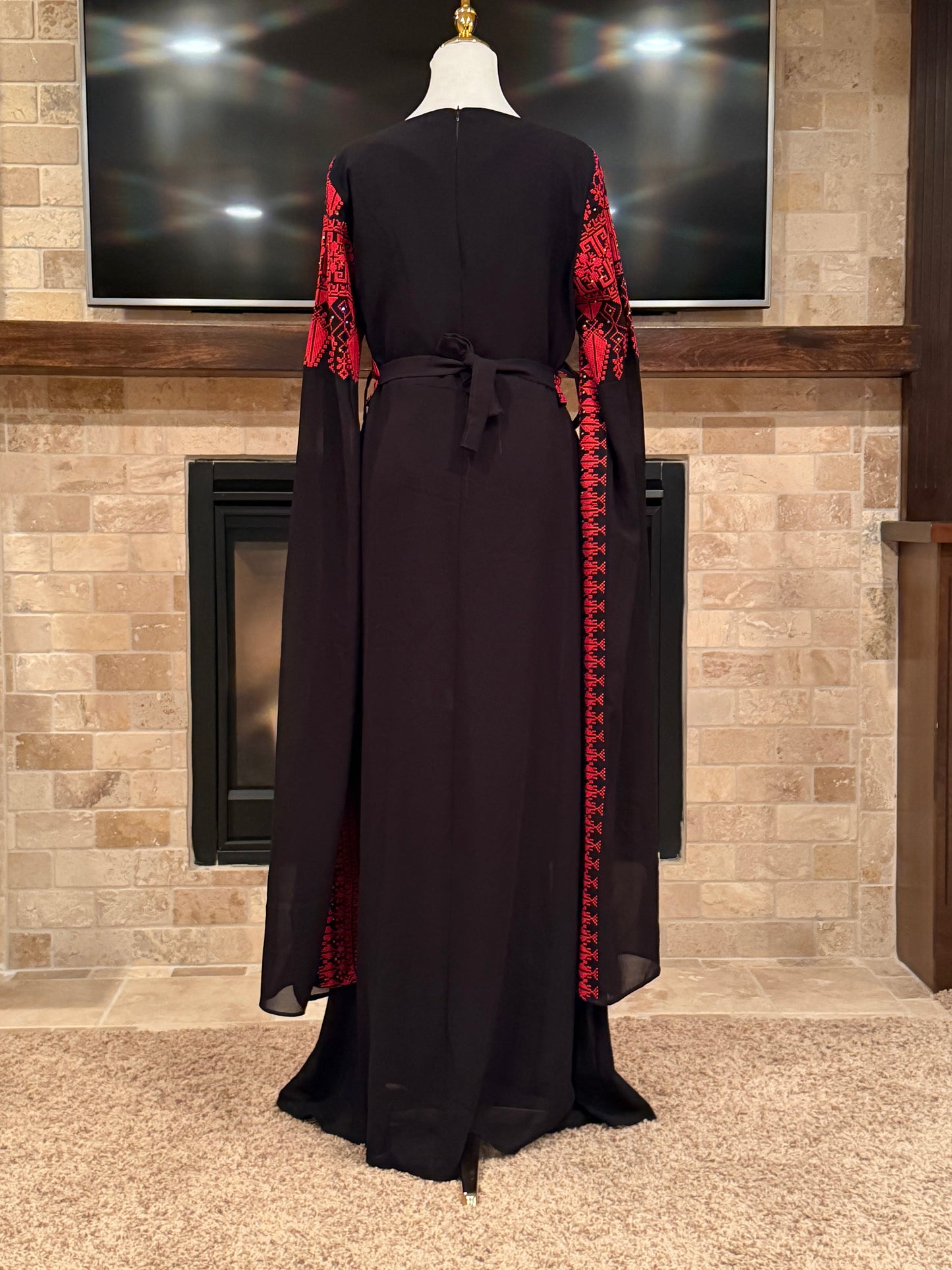 Sultana Thobe - ثوب السلطانة