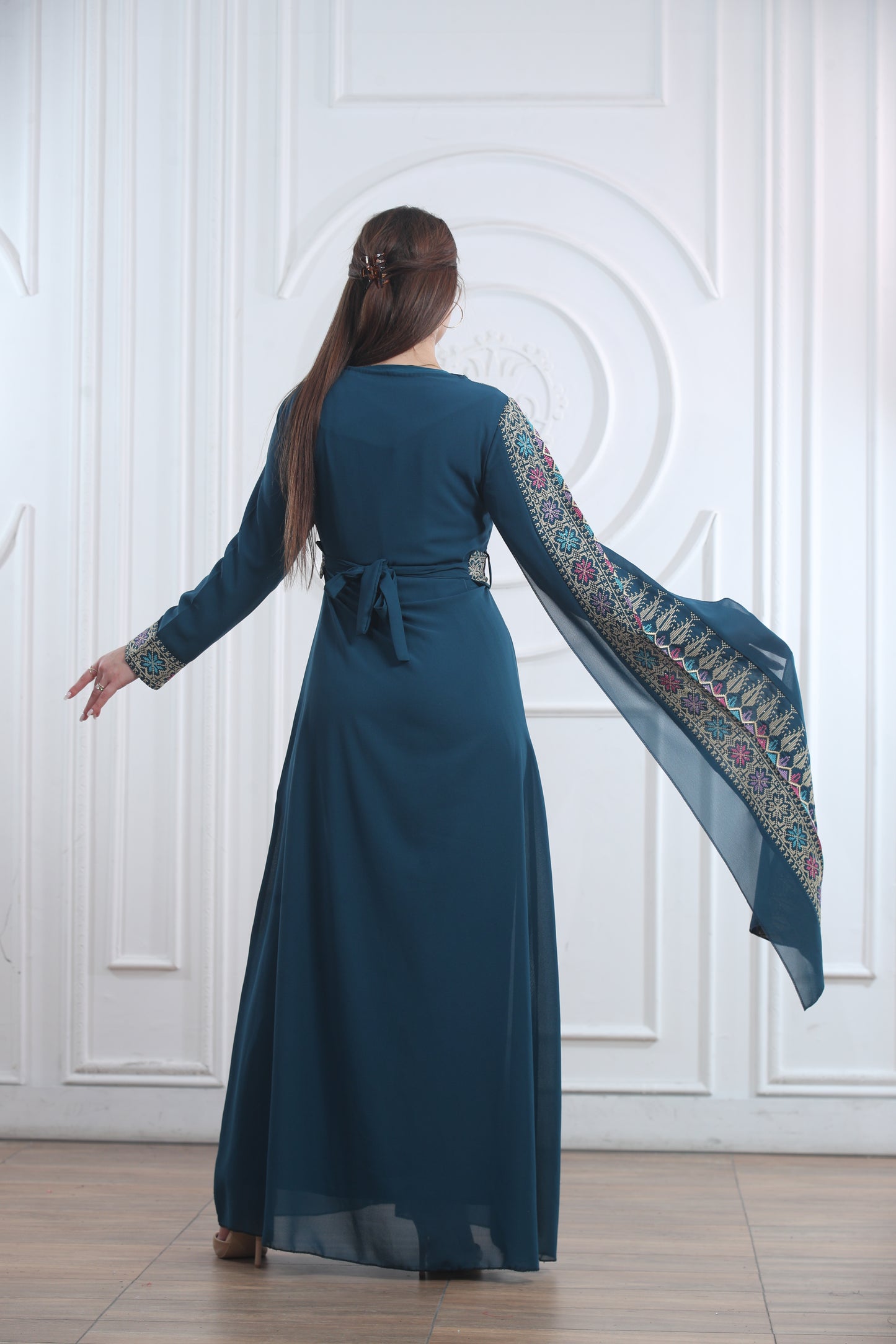 Layl Nahar Thobe (one piece) - ثوب ليل نهار