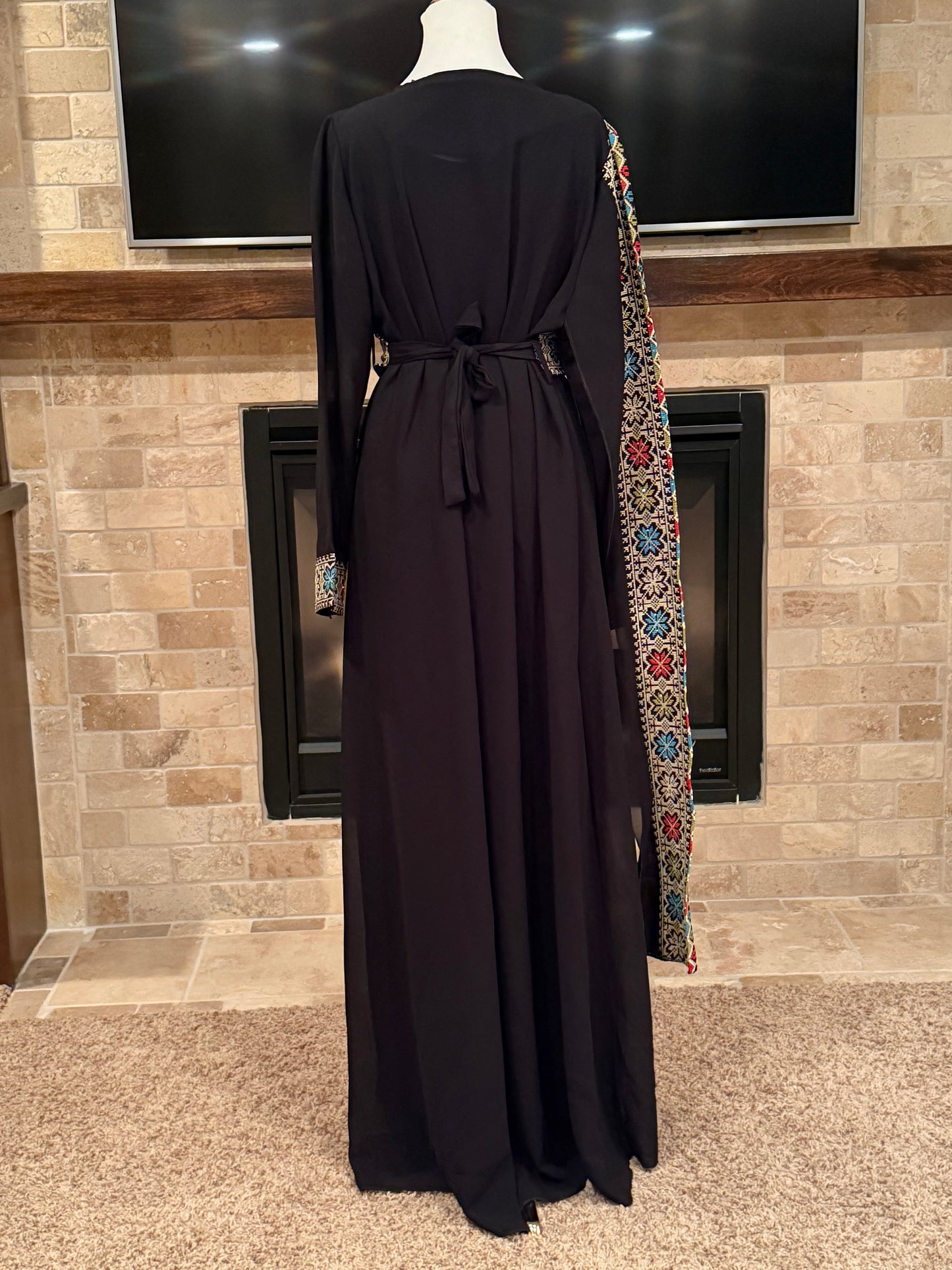 Layl Nahar Thobe (one piece) - ثوب ليل نهار