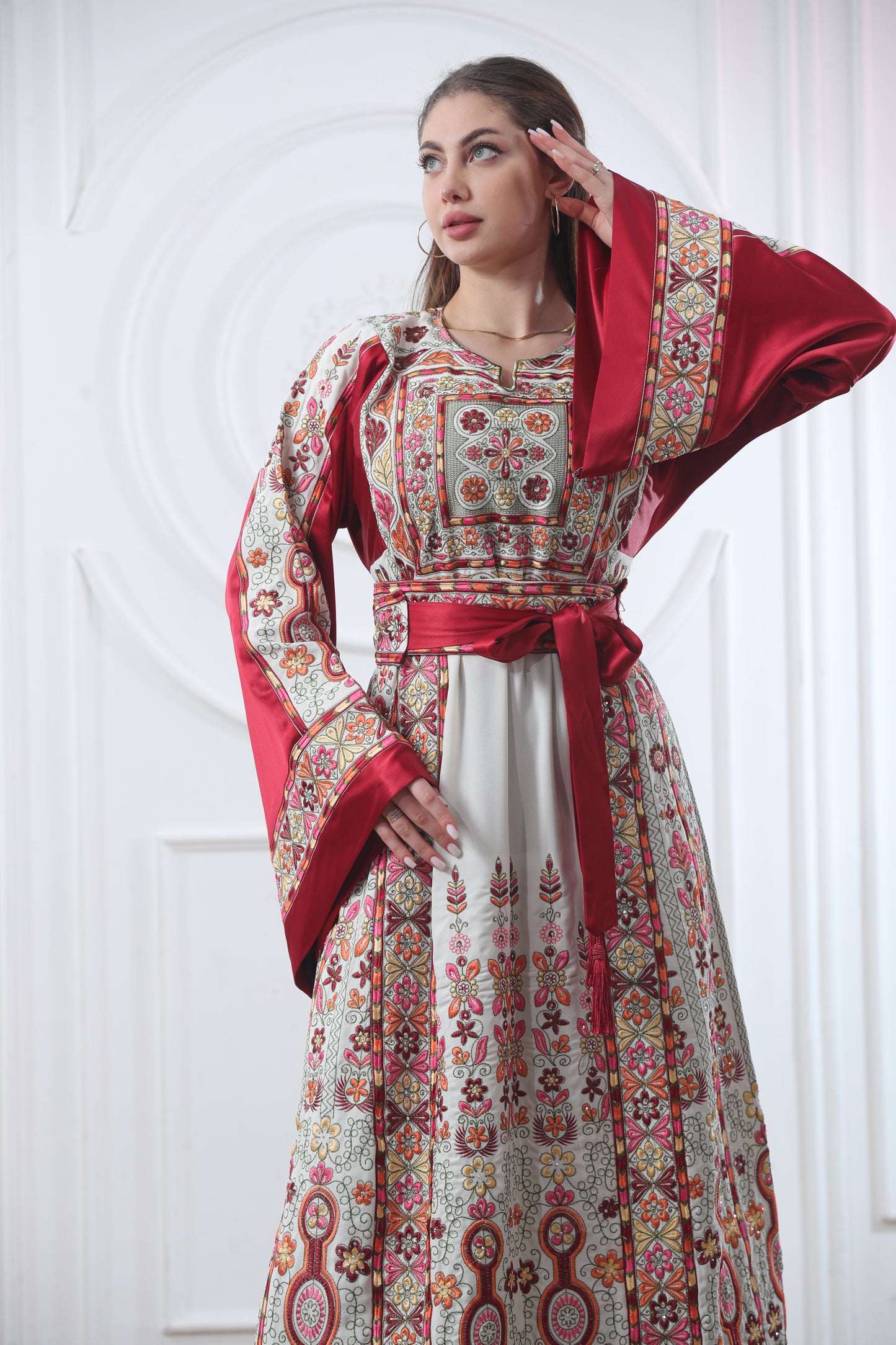 Satin Malaka Thobe - ثوب ملكة