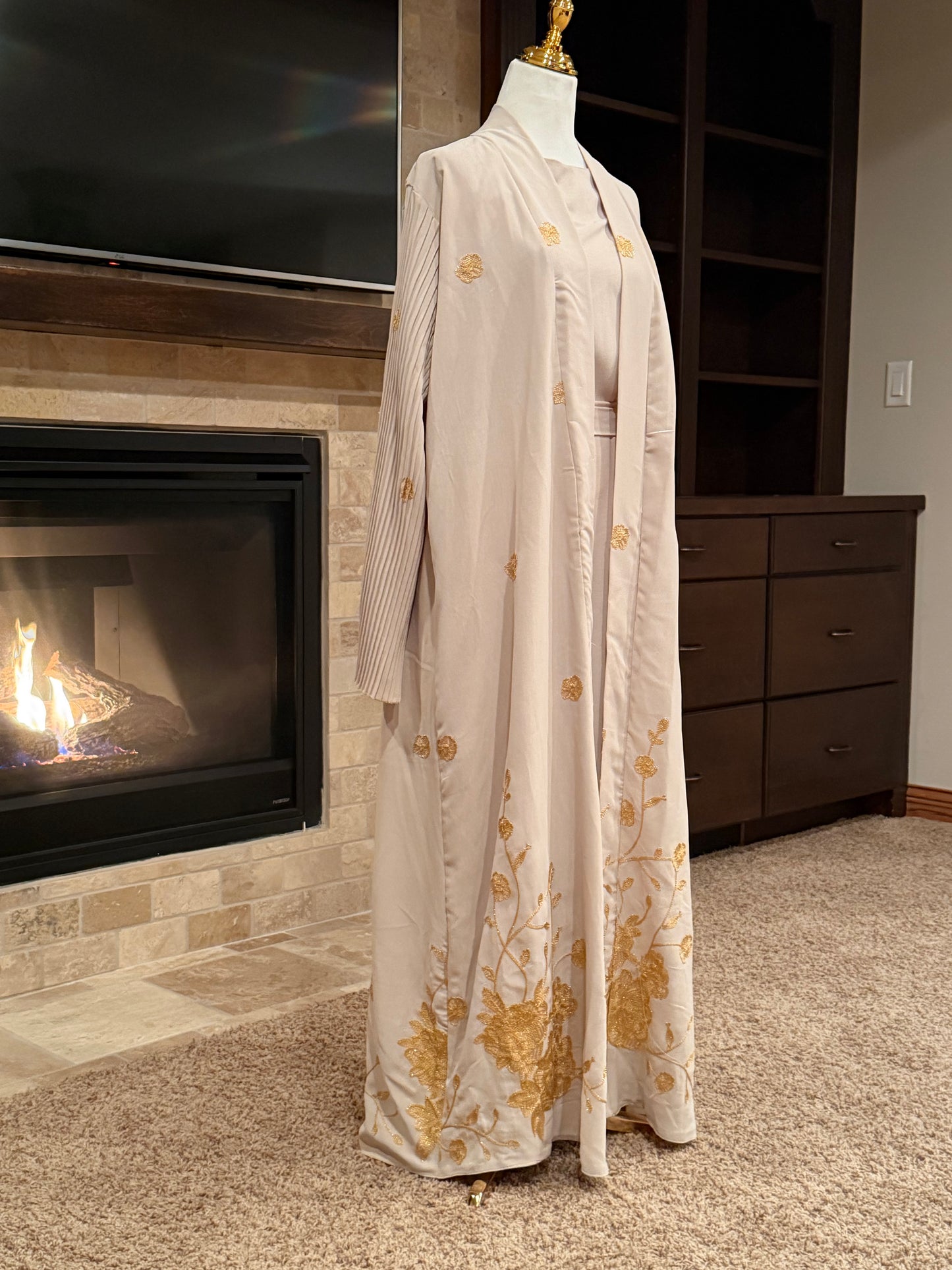Floral Elegance Two-Piece Abaya