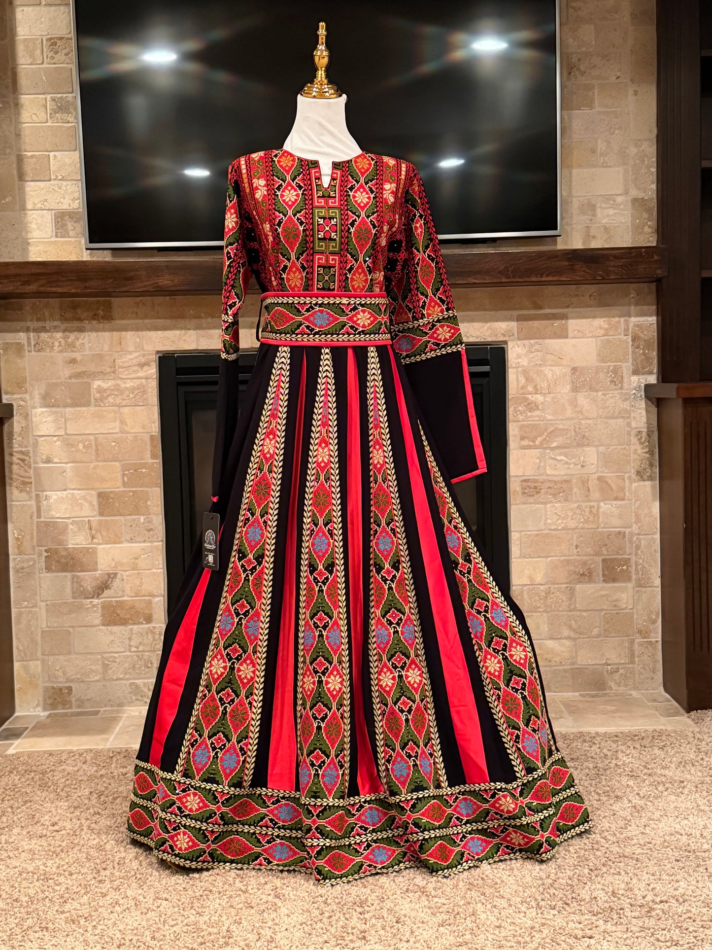 Al Sharkasi Thobe - ثوب الشركسي