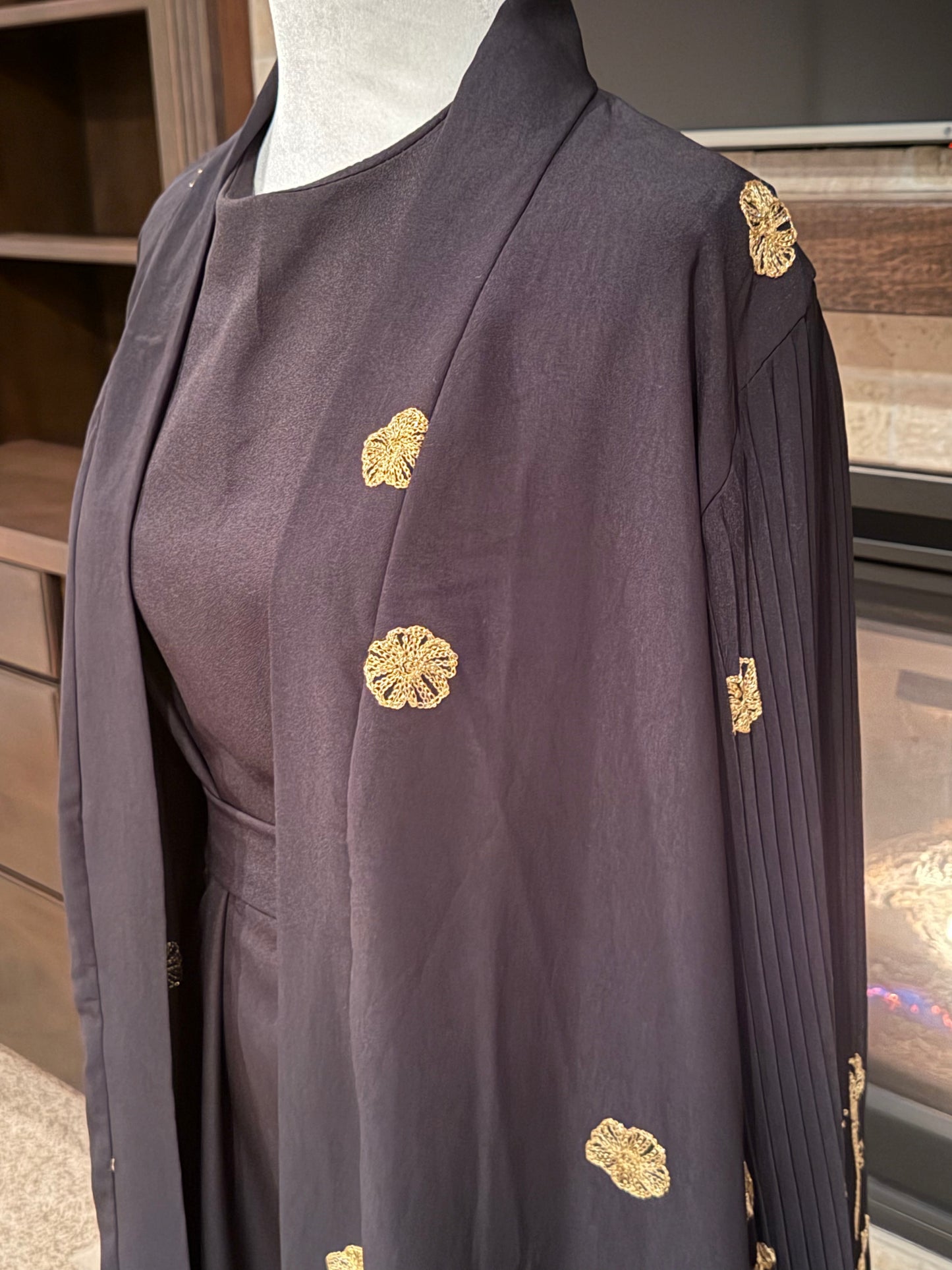 Floral Elegance Two-Piece Abaya