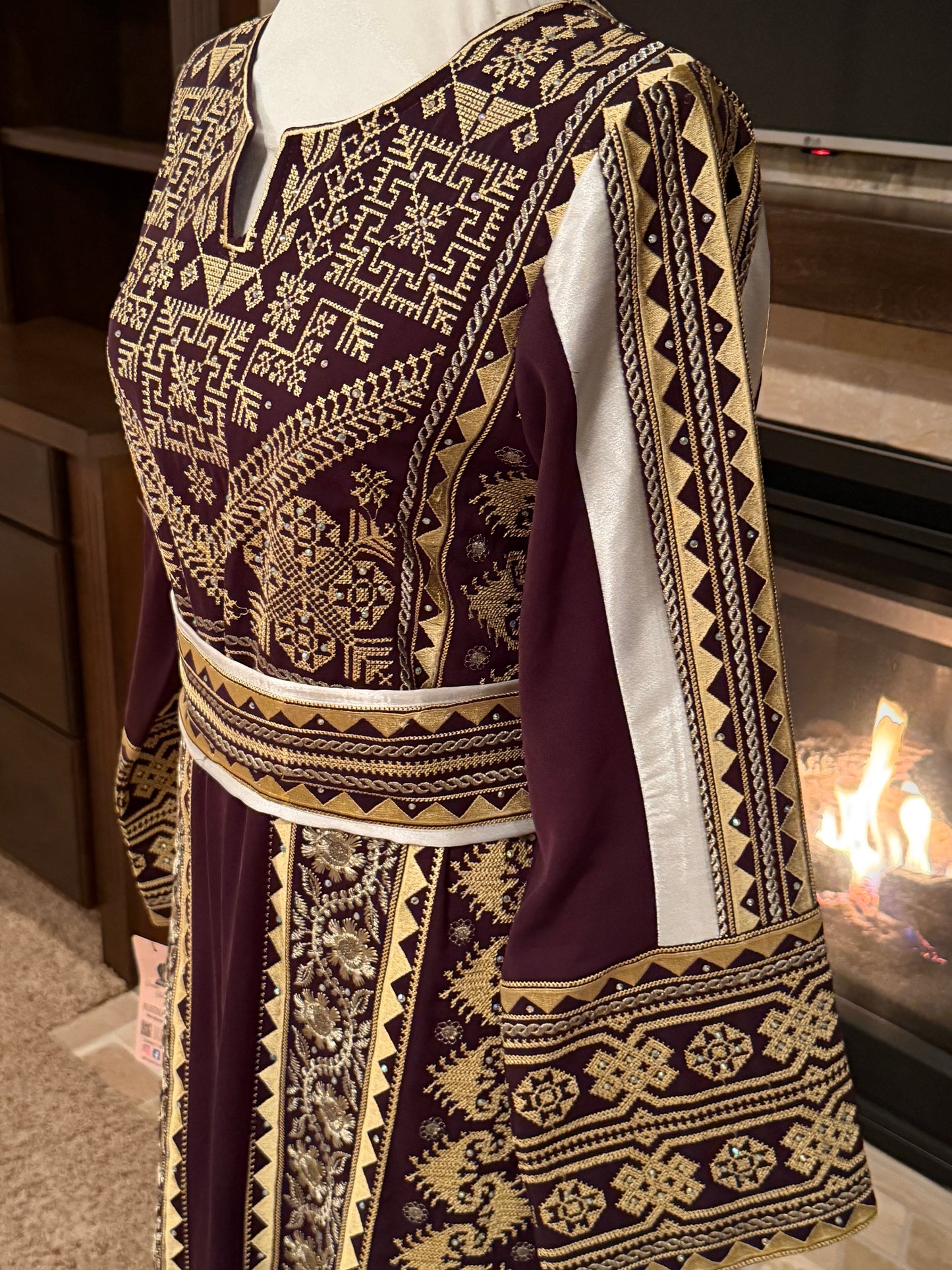 Majdalawi Thobe - ثوب مجدلاوي