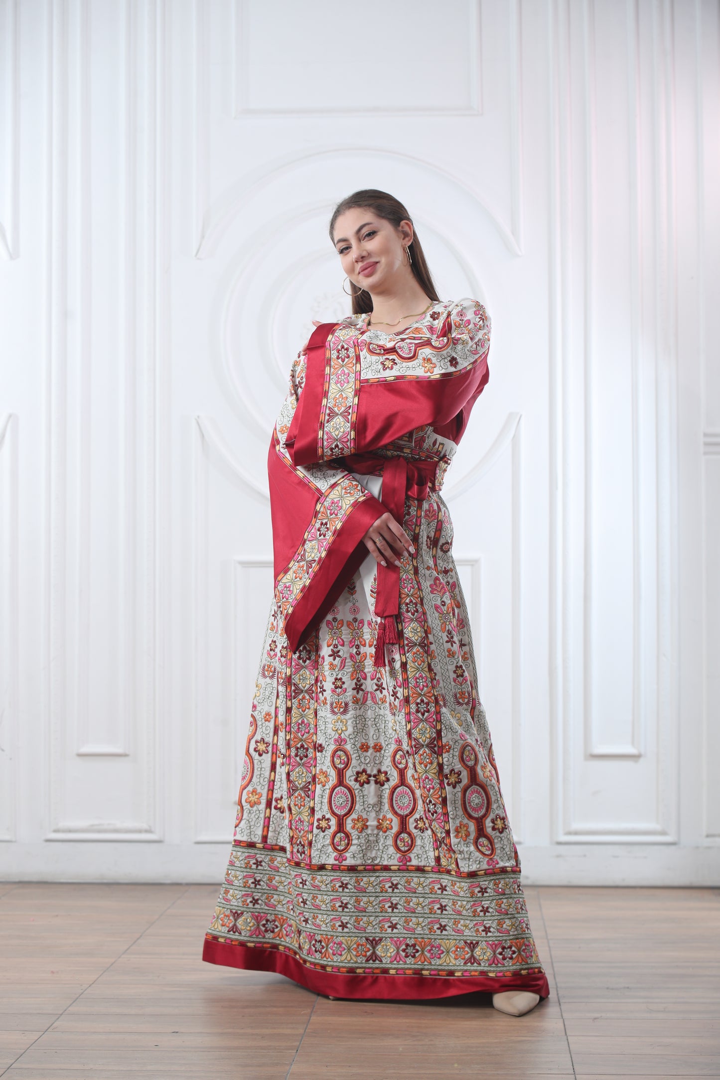 Satin Malaka Thobe - ثوب ملكة