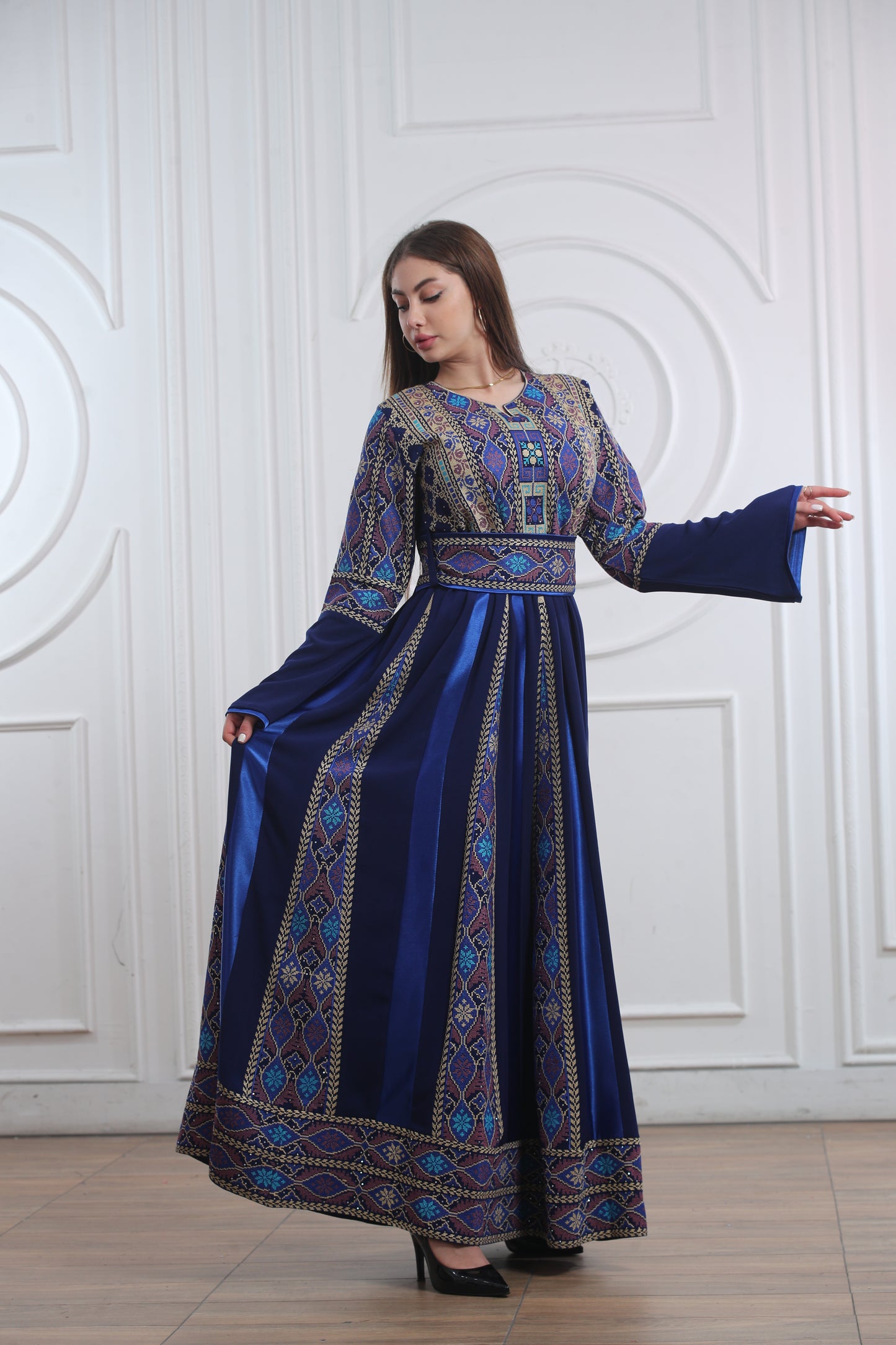 Al Sharkasi Thobe - ثوب الشركسي