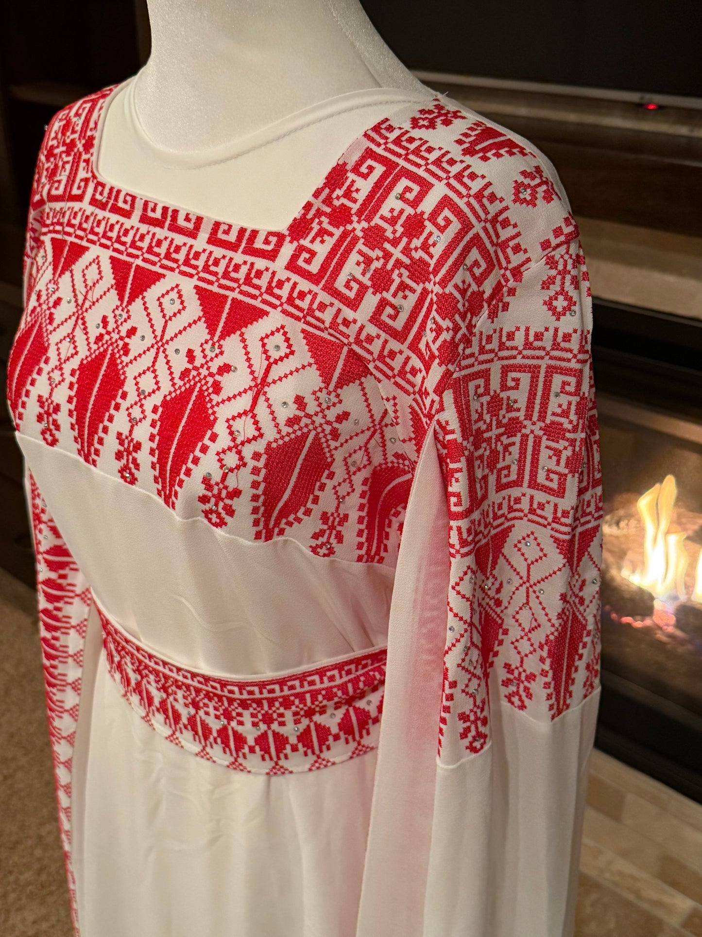 Sultana Thobe - ثوب السلطانة