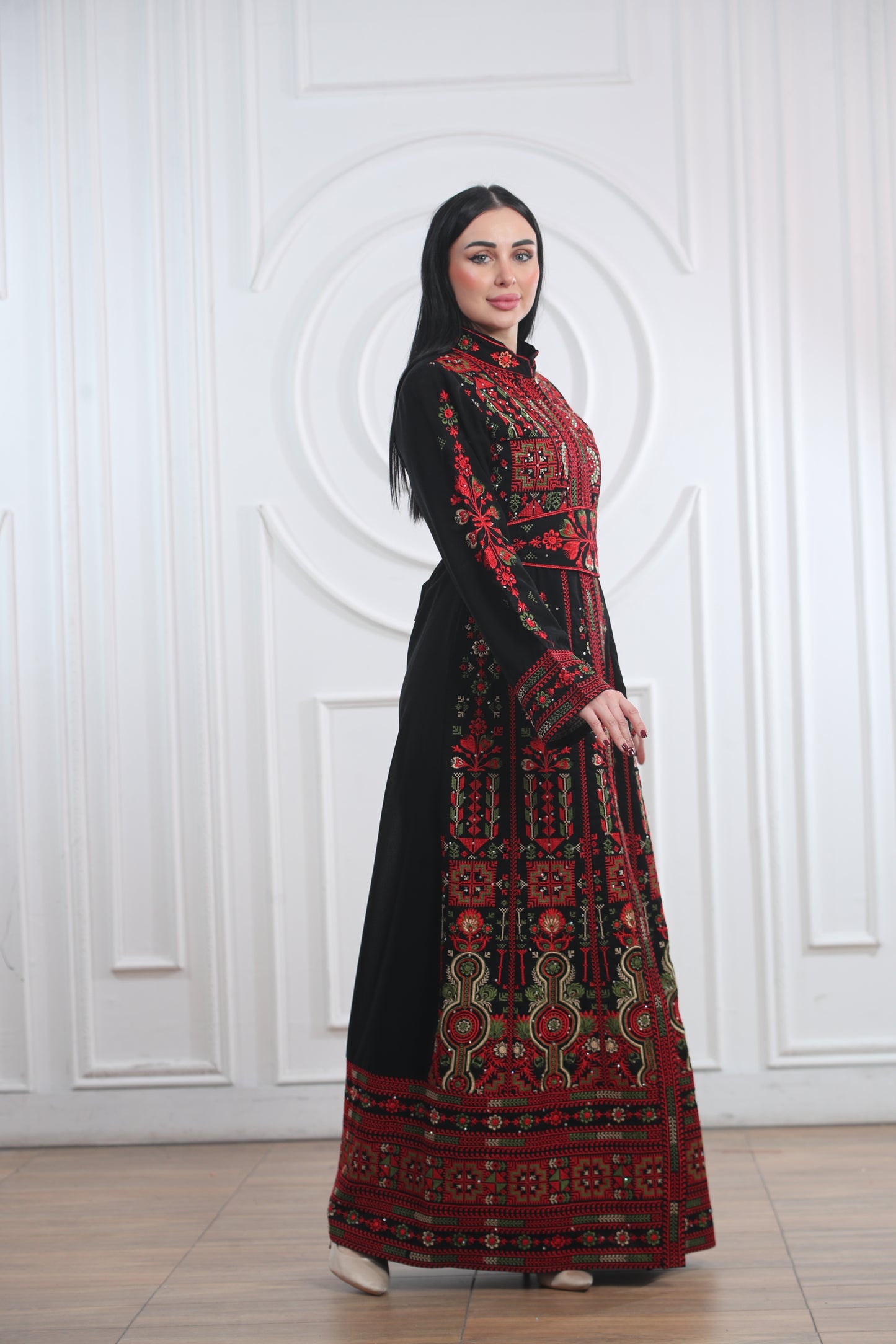 Palestinian Thobe - الثوب الفلسطيني