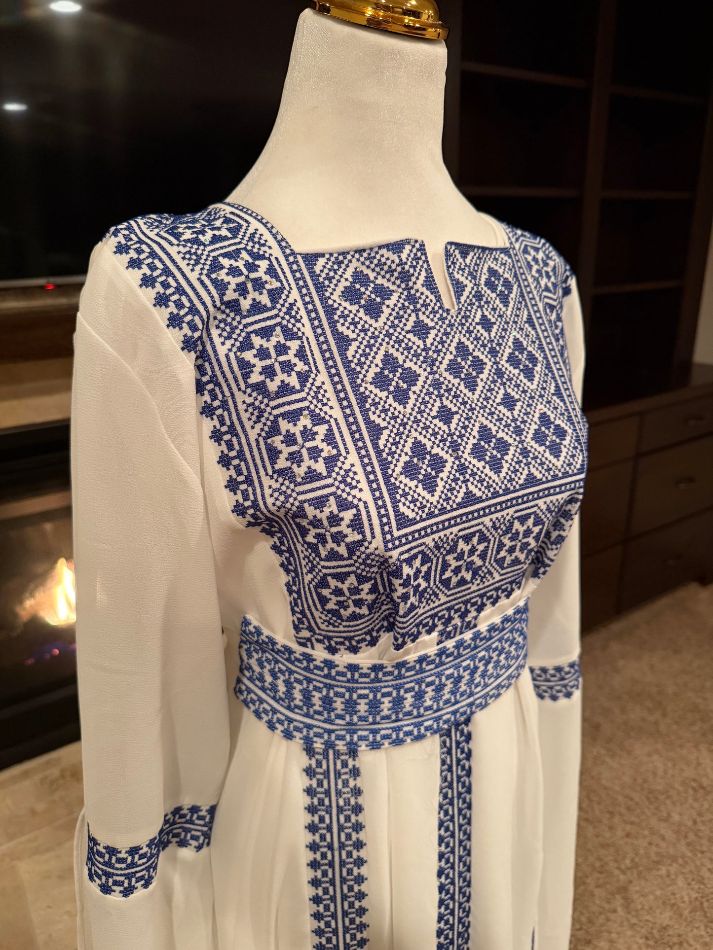 Tulkarm Thobe - ثوب طولكرم