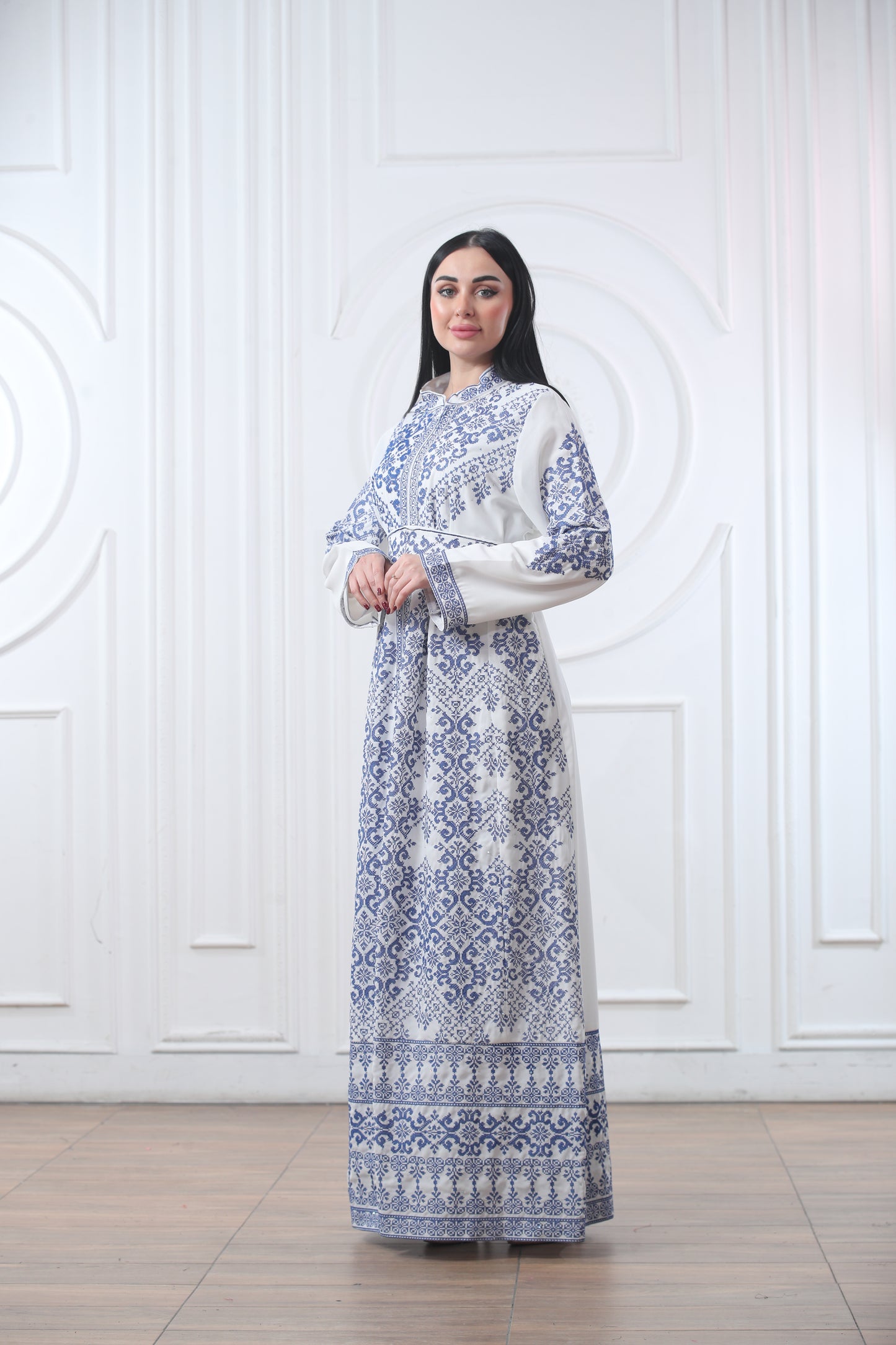 Taj Thobe - ثوب تاج