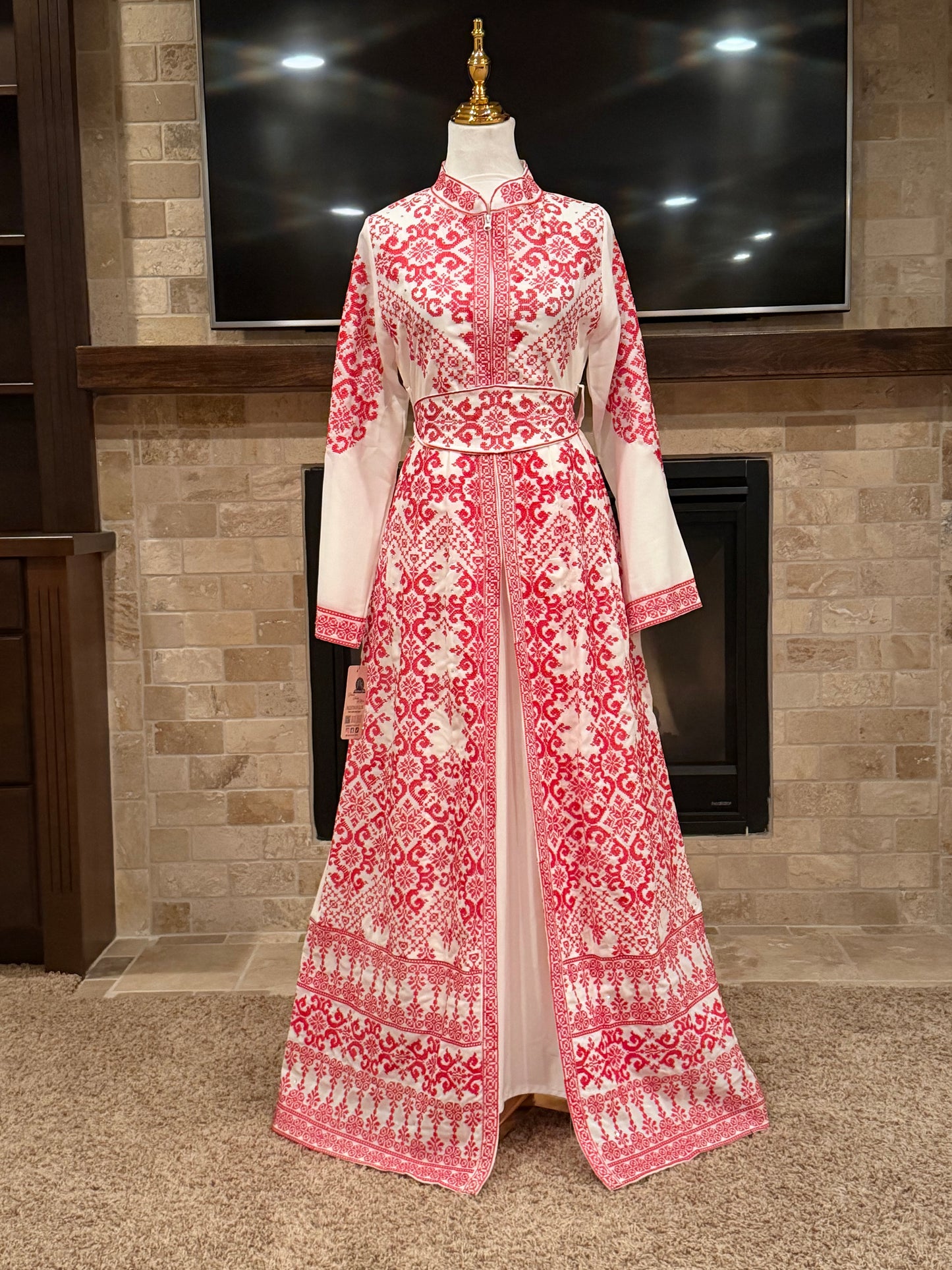 Taj Thobe - ثوب تاج