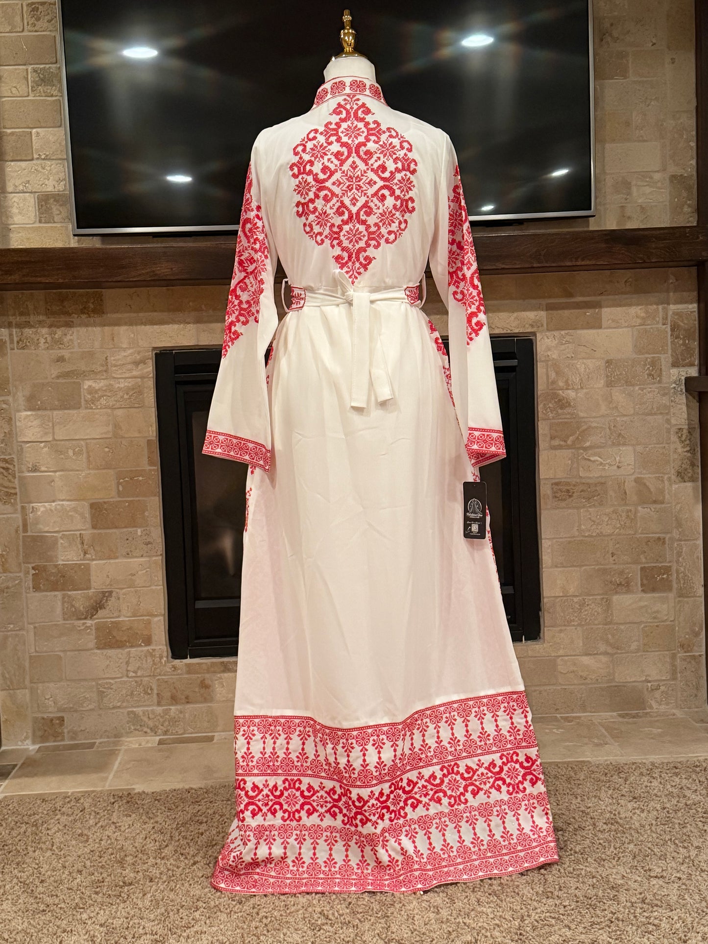 Taj Thobe - ثوب تاج